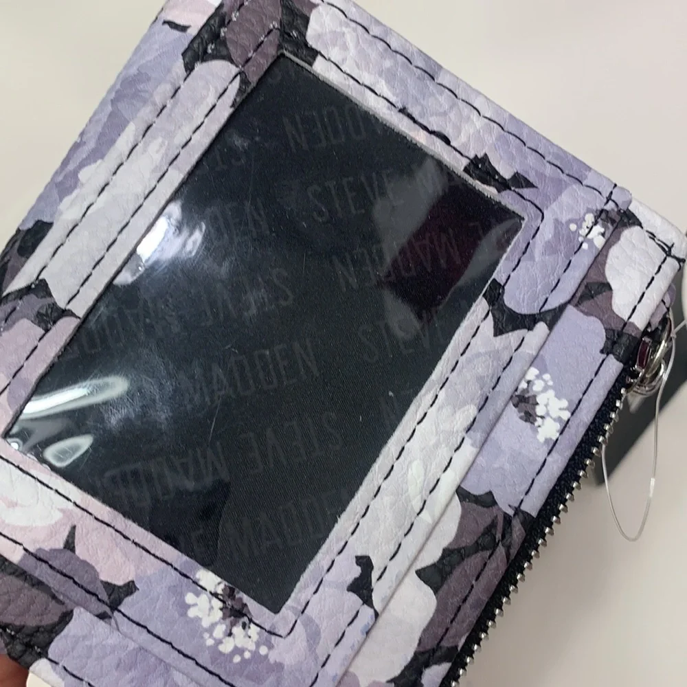 Steve Madden wallet - Picture 6 of 8